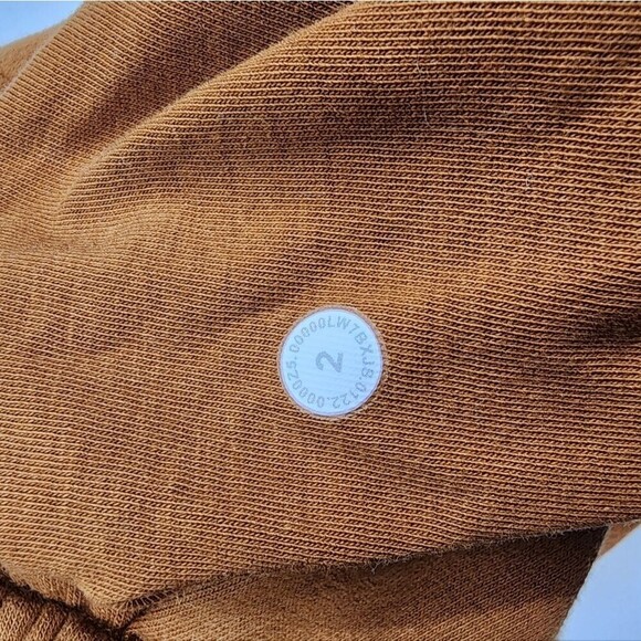 Lululemon Loungeful High Rise Shorts 4” Sweatshorts Butternut Brown Size 2 - Picture 7 of 7